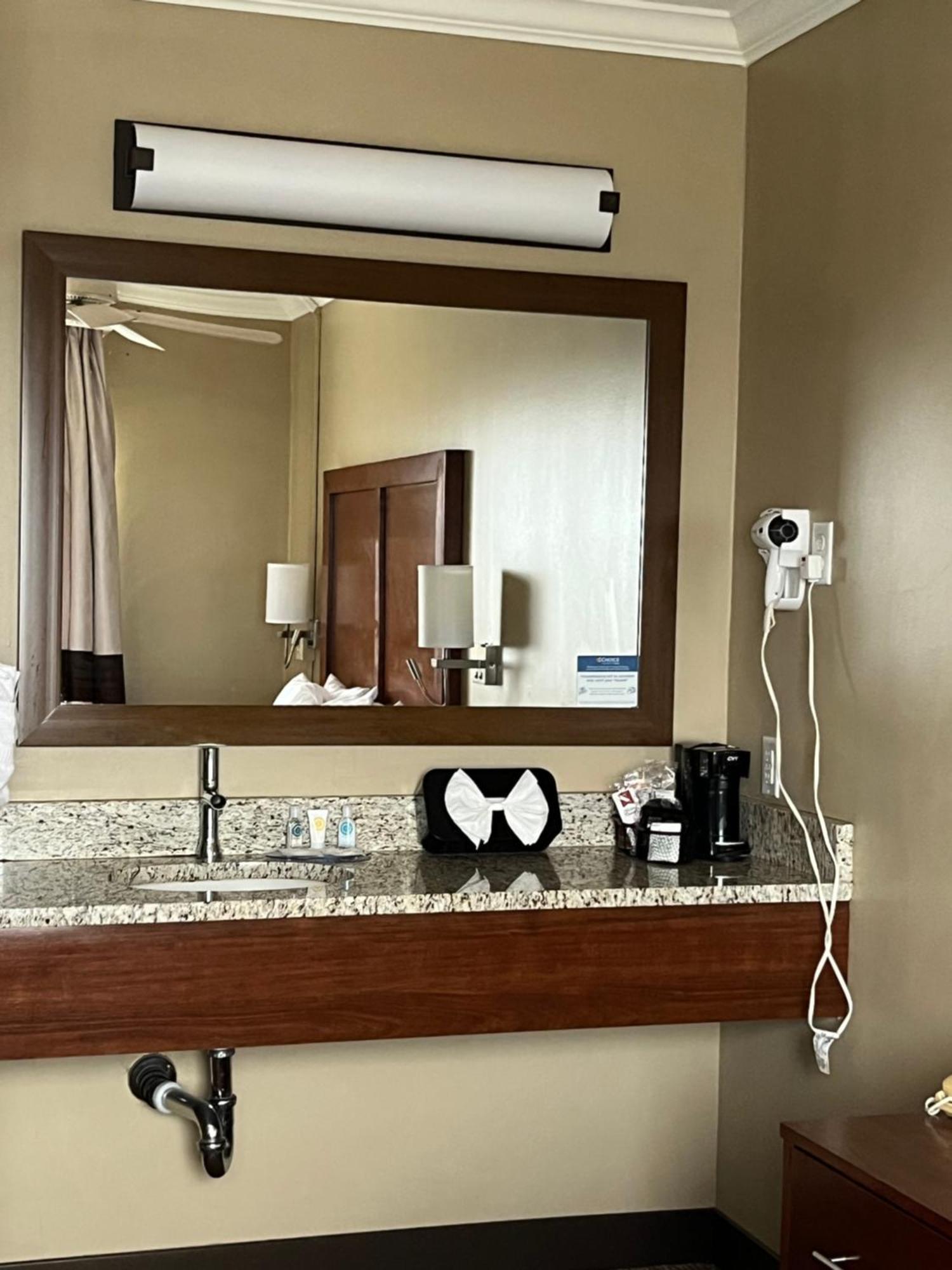Comfort Inn & Suites Ocean Shores Esterno foto