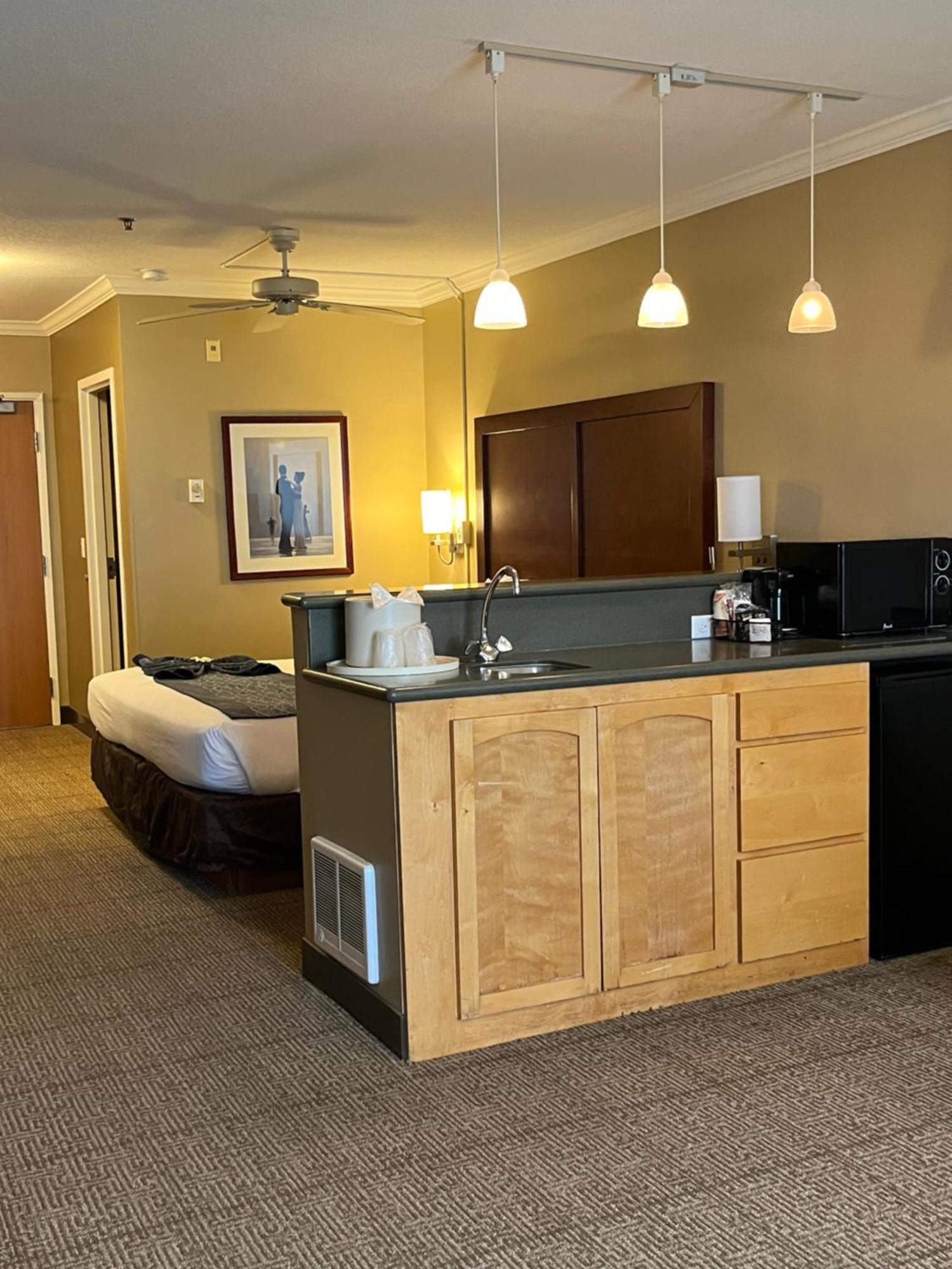 Comfort Inn & Suites Ocean Shores Esterno foto