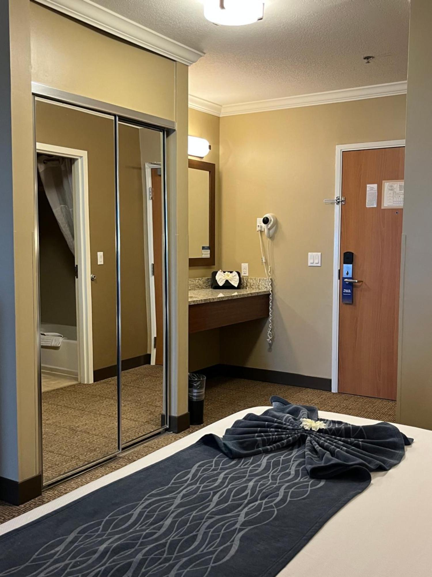 Comfort Inn & Suites Ocean Shores Esterno foto